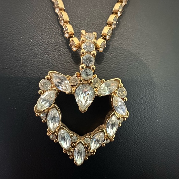 Vintage Monet Rhinestone Heart Necklace Gold Tone 16” - Picture 2 of 9